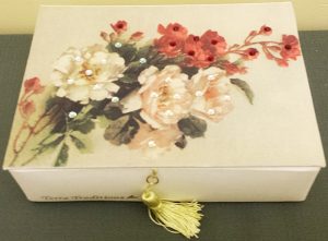 Garden Magnolias Keepsake Box - Swarovski Crystals