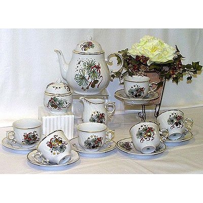 Eva Christmas Tea Set