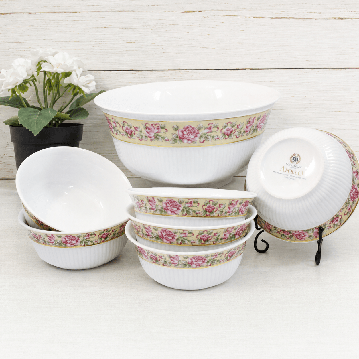 Katalin Porcelain Salad-Compote Set – 21 Carat Gold Accent Katalin Porcelain Salad-Compote Set - 21 Carat Gold Accent - Image 1