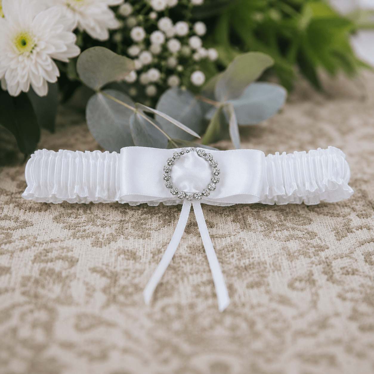 Treasures White Wedding Garter Treasures White Wedding Garter - Image 1