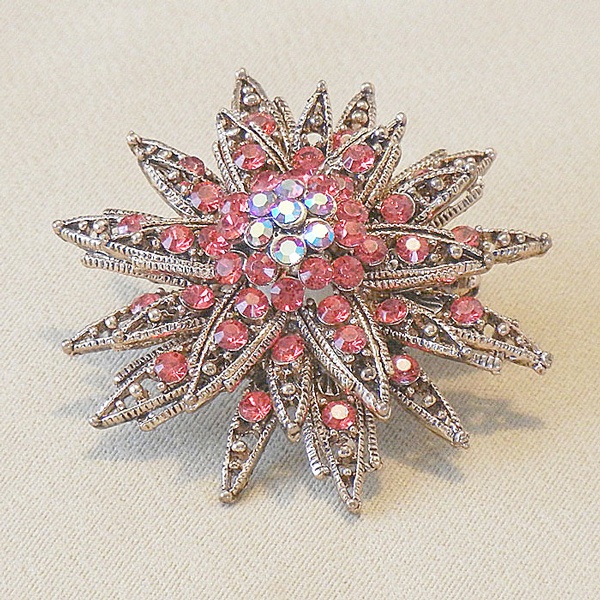 025-B56X14C_3-LG.jpg Vintage Flower Rhinestone Brooch - Eleanor - Image 1