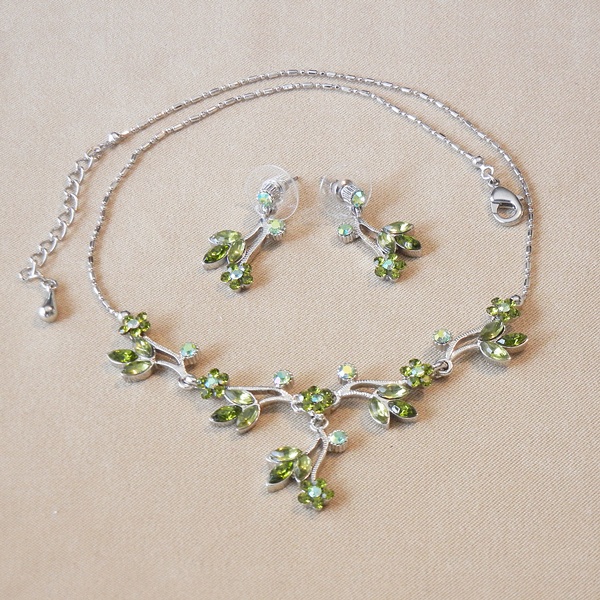 025-NS6143A_3-LG.jpg Olive Crystal Floral Necklace - Fashion Jewellery - Image 1