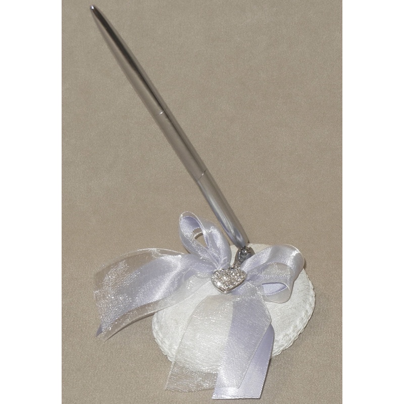 054-102104_1_31_0.jpg Wedding Pen Set with glittering heart and Iris ribbon - Image 1