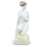 Spring Wind Porcelain Figurine - Image 4