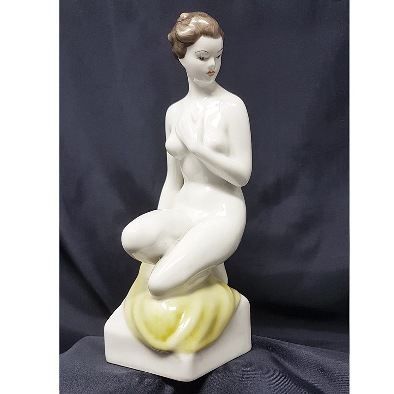 095-HOF-0838-LG-1.jpg Spring Wind Porcelain Figurine - Image 1