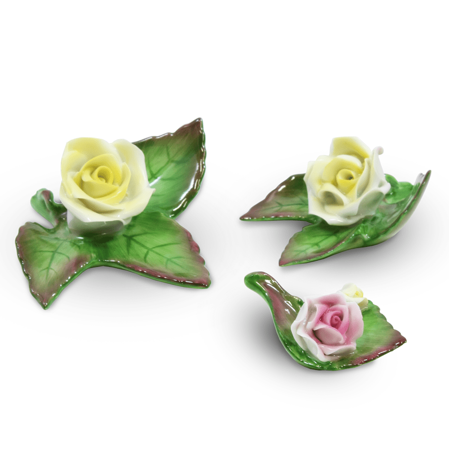 095-HOF-9217-Y_1-LG.png Hand painted Roses Fine Porcelain by Hollohaza - Image 1