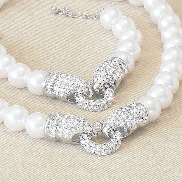 142-376059_3-LG.jpg White Pearl Jewel Set - Fashion Jewellery - Image 1