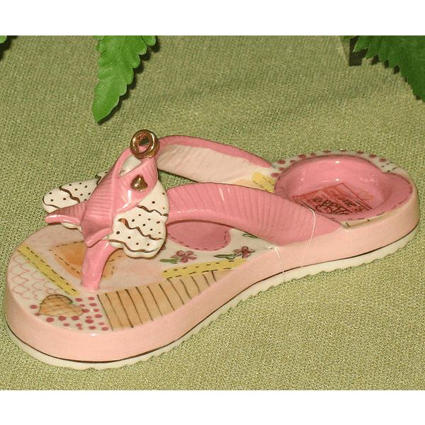 CH_136-CHY1026424_3.png Pink breast cancer Awareness flip flop candle holder - Image 1