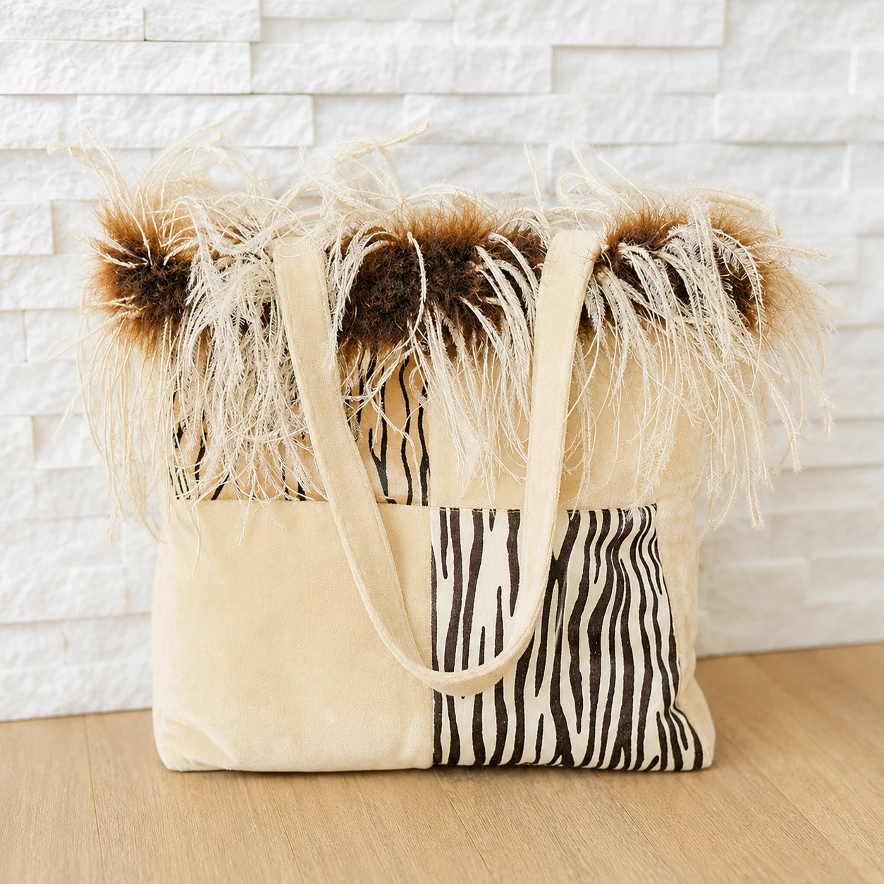 Fancy Tiger Patch Purse – Hot seller! Fancy Tiger Patch Purse - Hot seller! - Image 1