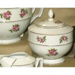 Liliane 15 Piece Porcelain Tea Set - 21 Carat Gold Accent - Image 2